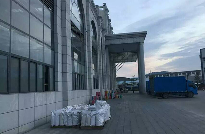 12月23日 K8凯发官网首批1200扎 电线踏上非洲大陆，非洲市场需要K8凯发官网电缆